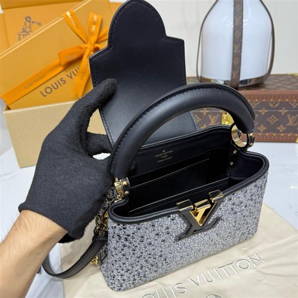 2026120164338902 830